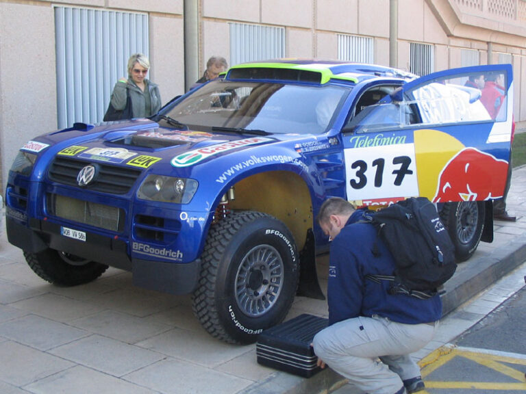 Volkswagen Touareg Američana Gordona Robbyho 301204